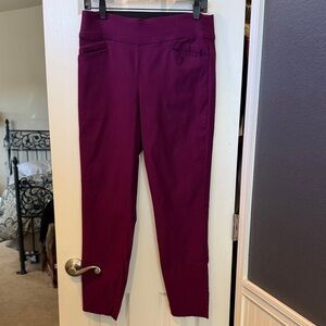 Elegant Women's Cropped Pants in Rich Purple